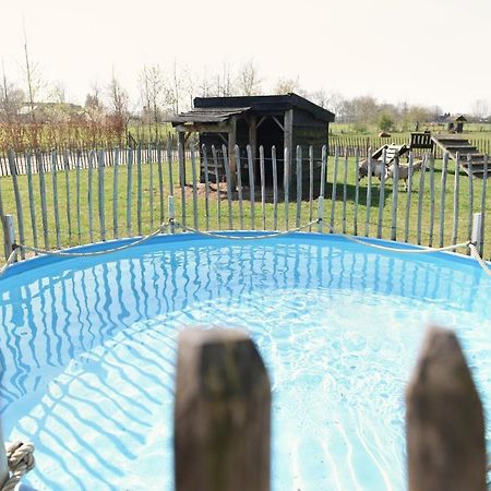 Отель Landhoeve Oosterwolde  Экстерьер фото